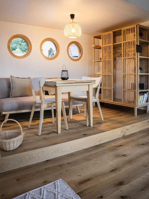Oberschneiding Wohnwagon Paul - Autarkie Erleben! - Tiny House 빌라 외부 사진