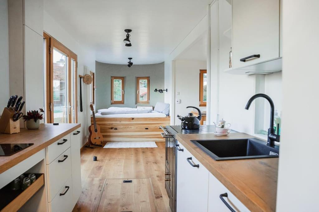 Oberschneiding Wohnwagon Paul - Autarkie Erleben! - Tiny House 빌라 외부 사진