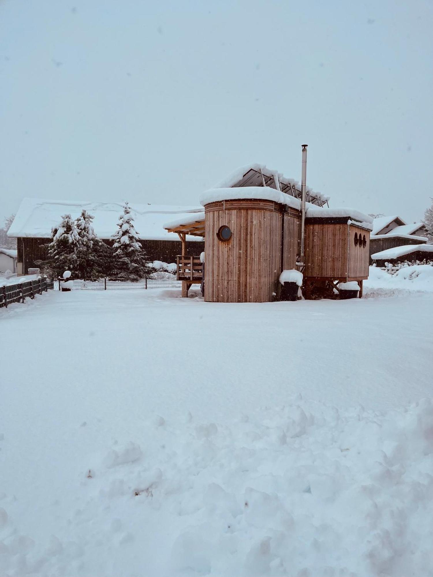 Oberschneiding Wohnwagon Paul - Autarkie Erleben! - Tiny House 빌라 외부 사진